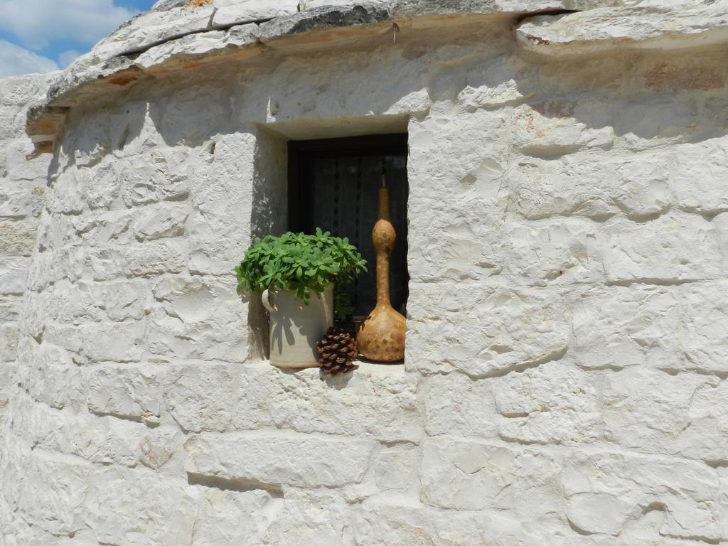 I Trulli Del Nonno Michele Guest House Alberobello Eksteriør bilde