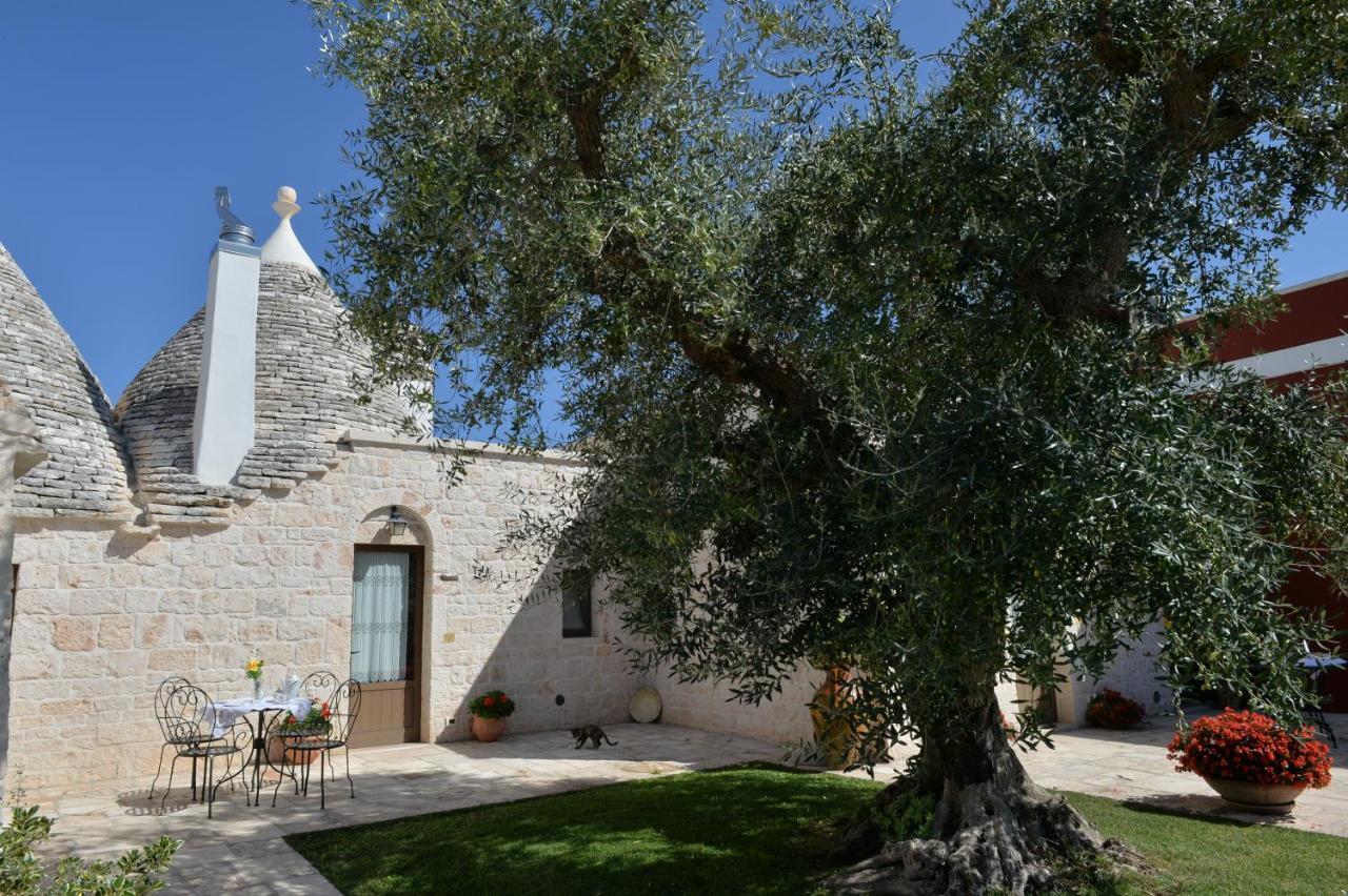 I Trulli Del Nonno Michele Guest House Alberobello Eksteriør bilde